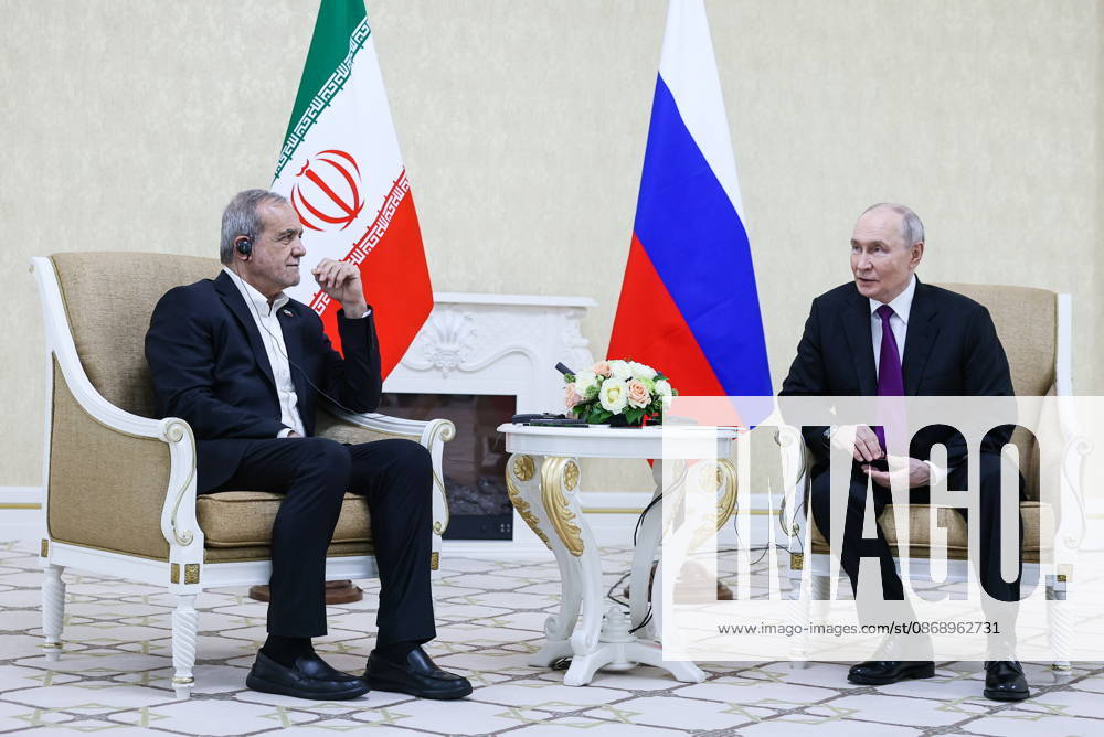 TURKMENISTAN, BALKAN PROVINCE - OCTOBER 8, 2026: Masoud Pezeshkian (L), President of Iran, and his counterpart Vladimir Putin of Russia hold a bilateral meeting in Turkmenbasy Turkmenistan - ZUMAt113 20261008_zaa_t113_737