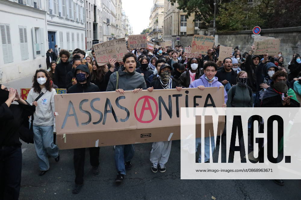 Student mobilization at Place de la Bastille in Paris PARIS, FRANCE – OCTOBER 8, 2026: Students who took part in blockades at several university institutions in Paris, including Paris-Pantheon-Assas University, along with many other students, converge on Place de la Bastille in Paris to voice their demands as part of a day of high school and university student mobilization. Umit Donmez Anadolu Ile-de-France France. Editorial use only. Please get in touch for any other usage.