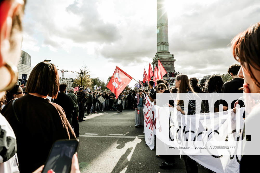 On Thursday, October 8, 2026, the Place de la Bastille in Paris was the focal point of a major high school student demonstration, part of a nationwide movement of anger affecting many schools. This Thursday, October 8, 2026, the Place de la Bastille in Paris was the focal point of a major high school student demonstration, part of a national movement of anger affecting many educational institutions 460318 2026 10 08 Paris France