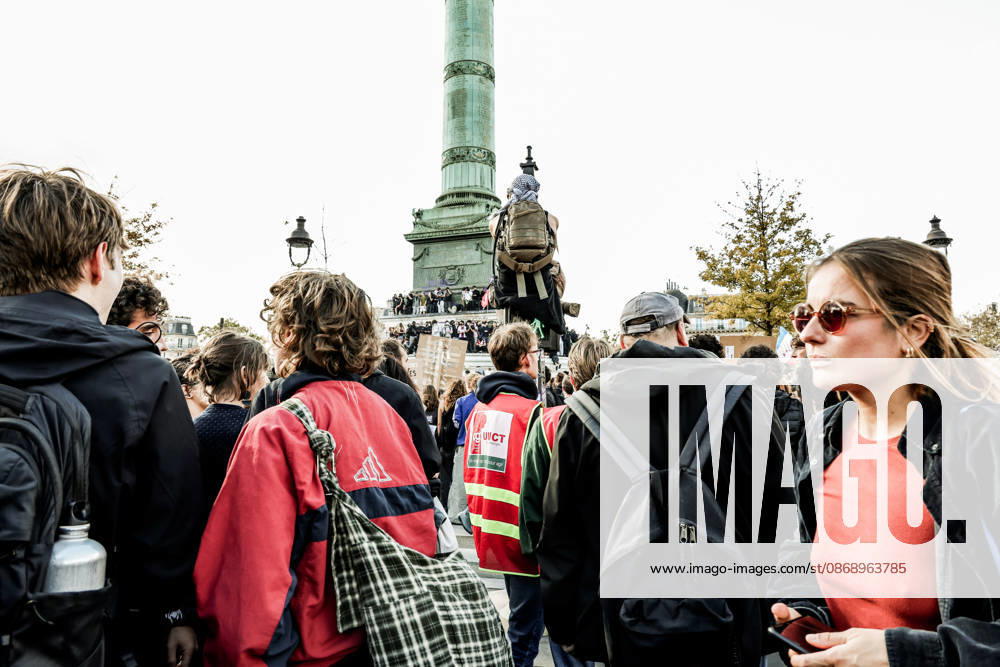 On Thursday, October 8, 2026, the Place de la Bastille in Paris was the focal point of a major high school student demonstration, part of a nationwide movement of anger affecting many schools. This Thursday, October 8, 2026, the Place de la Bastille in Paris was the focal point of a major high school student demonstration, part of a national movement of anger affecting many educational institutions 460318 2026 10 08 Paris France