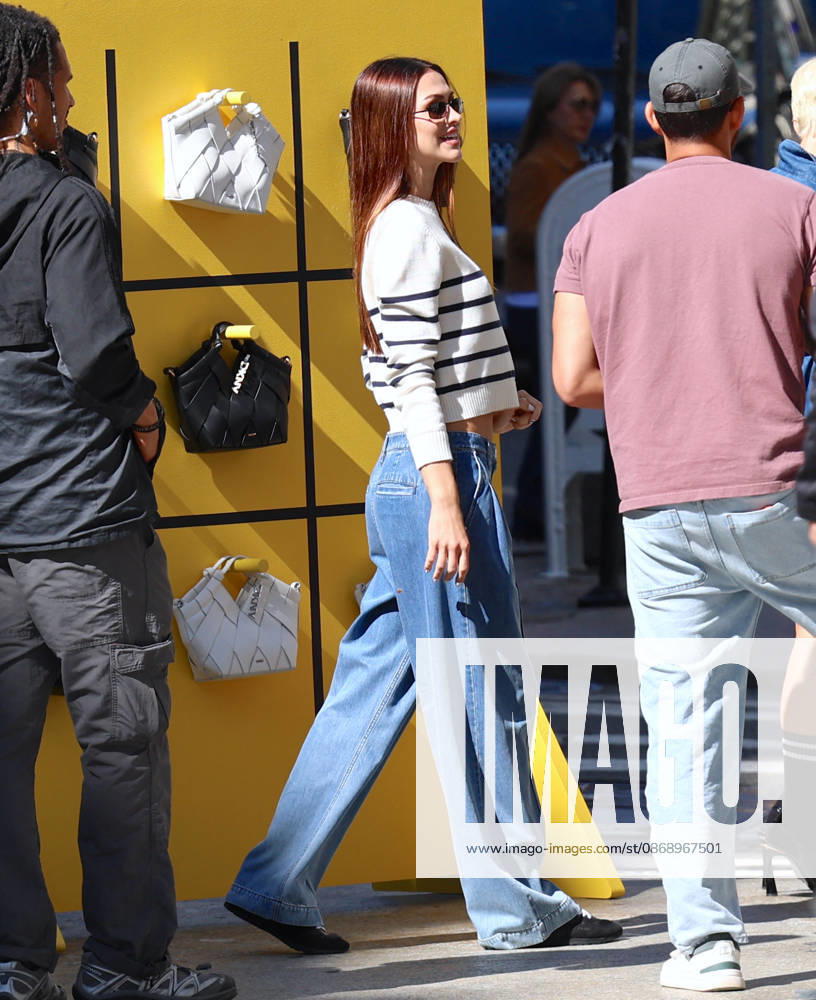 Amelia Halmin and Iris Law during DKNY Photoshoot in New York Top models Amelia Halmin and Iris Law are doing a photoshoot for DKNY in New York, NY on October 8, 2026. Photo by Dylan Travis ABACAPRESS.COM New York NY