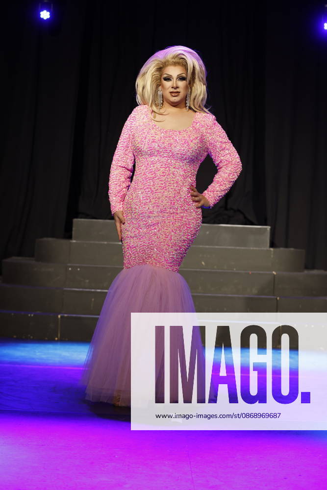 Revue Palast Ruhr press conference for the new show Iconics —a mix of cross-dressing, drag, live singing, acrobatics, and dance—Roxy