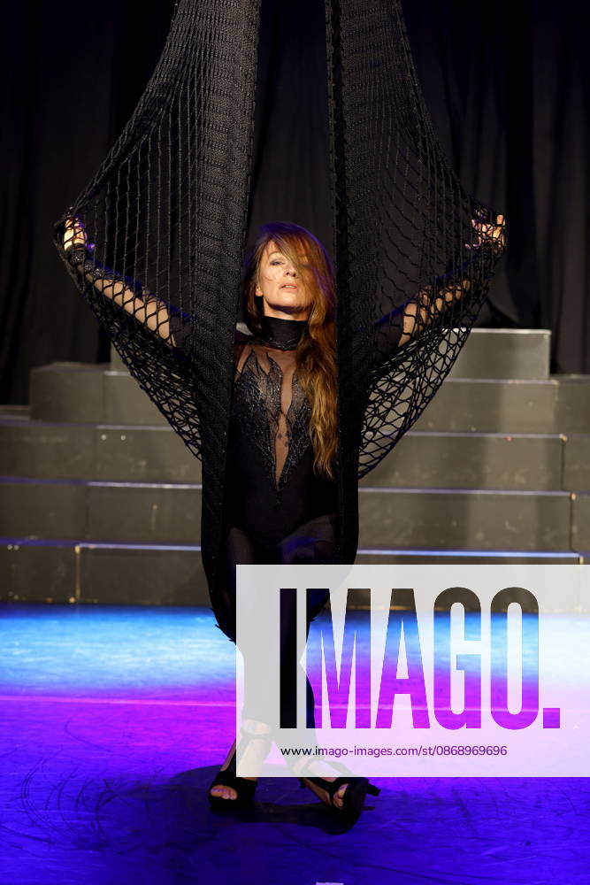 Herne, Revue Palast Ruhr: Press conference for the new show Iconics —a mix of cross-dressing, drag, live singing, acrobatics, and dance—featuring Sabrina Püschel