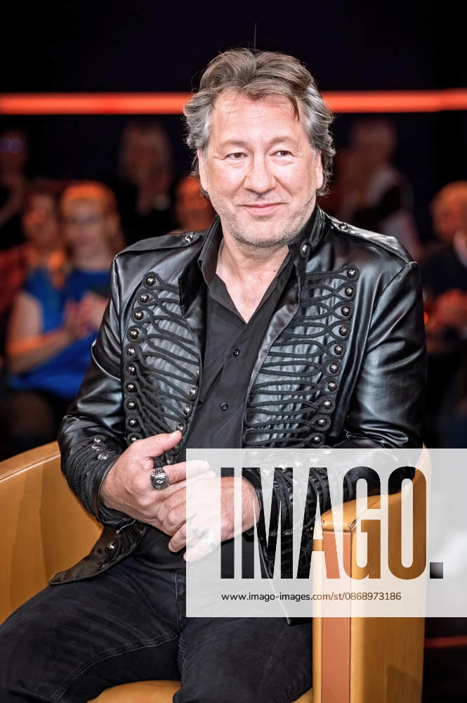 MDR Riverboat singer Claudius Dreilich KARAT during the taping of the MDR talk show Riverboat on October 8, 2026, at Mediacity Leipzig 20261008SFL0066