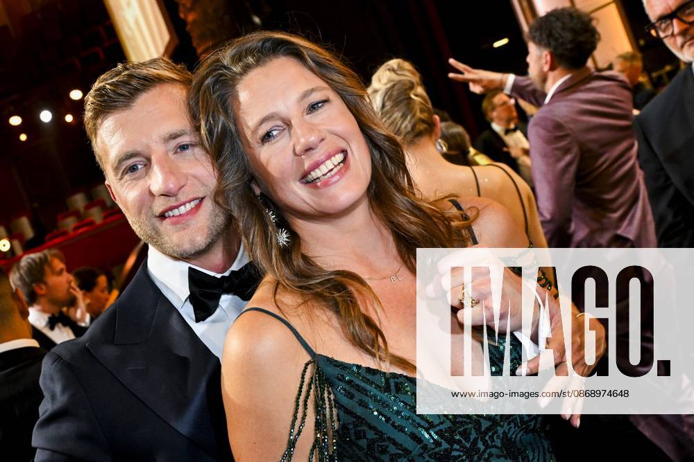 Amsterdam, The Netherlands, 2026-10-08 22:48:46 AMSTERDAM, 08-10-2026, Theater Carre. The 61st Golden Televizier-Ring Gala takes place. De Bondgenoten, Kassa, and Woeste Grond are in the running for the coveted Golden Televizier-Ring. During the festive evening, the winners in various other television categories will also be announced. PHOTO: NLBeeld Patrick van Emst. In the photo: Televizier-Ring Presenter Jan Versteegh. In the photo: Jan Versteegh Credit: NL Beeld Patrick van Emst