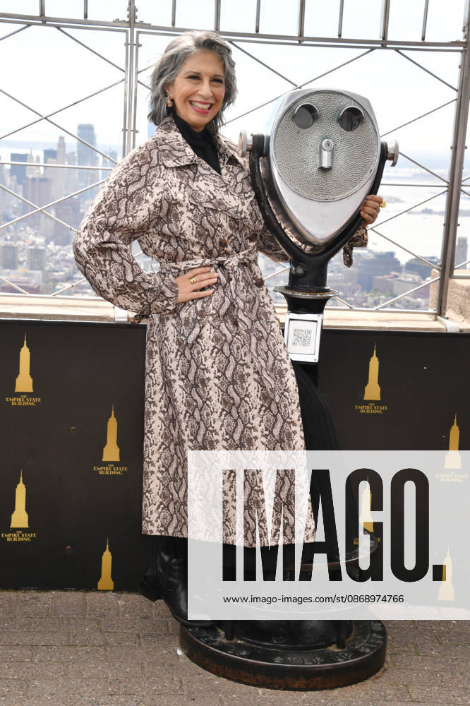 NEW YORK, NY- OCTOBER 8: Rose Abdoo at the Empire State Building to Celebrate the Premiere of CBS New Series, Eternally Yours on October 8, 2026 in New York City. Credit: AdMedia New York City USA - ZUMAa123 20261008_zaa_a123_112