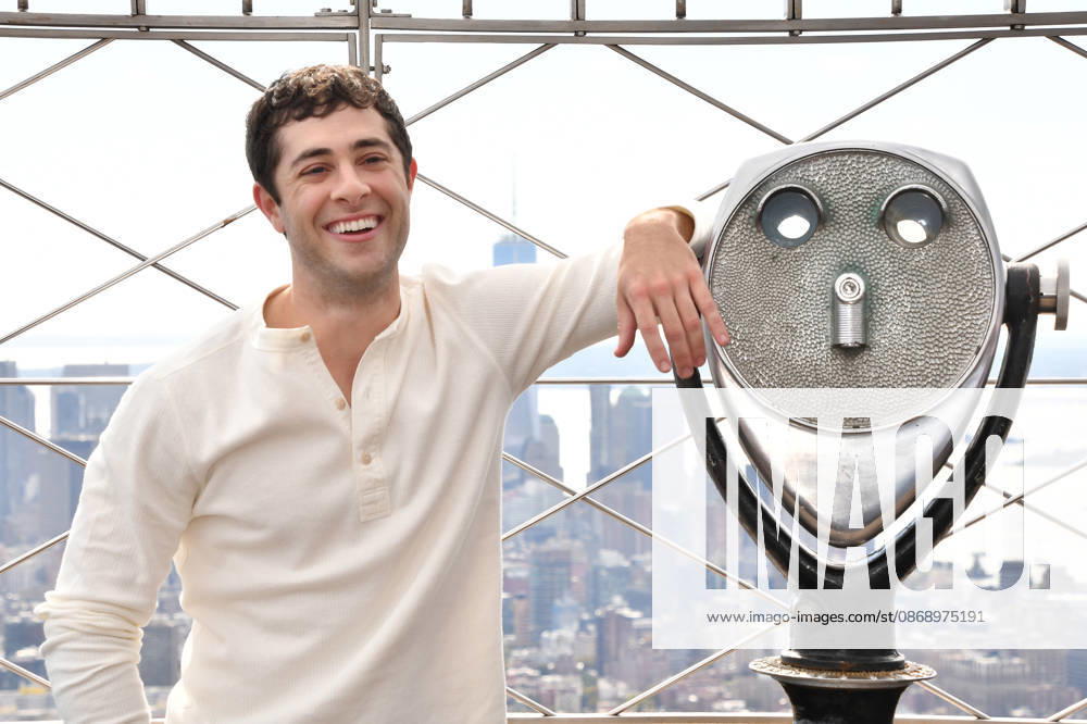 NEW YORK, NY- OCTOBER 8: Jaren Lewison at the Empire State Building to Celebrate the Premiere of CBS New Series, Eternally Yours on October 8, 2026 in New York City. Credit: AdMedia New York City USA - ZUMAa123 20261008_zaa_a123_117