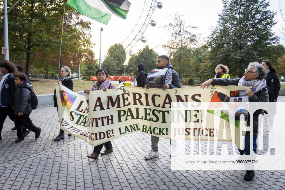 Pro-Palestine Silent Funeral Procession Central London, October 8, 2026 A pro-Palestine silent funeral procession took place in Central London, with demonstrators walking in silence to remember Palestinians killed in the conflict in Gaza. Participants carried Palestinian flags and placards, while some held a coffin and others carried effigies wrapped in burial shrouds, symbolising those killed in the conflict., Credit:Zak Irfan Avalon