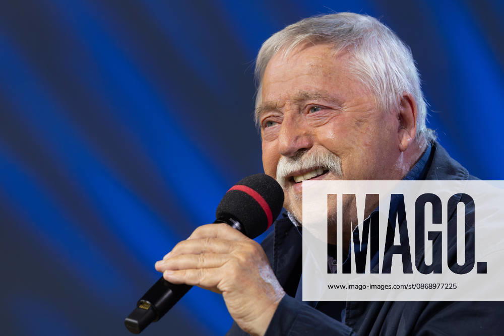 Frankfurt Book Fair 2026: Wolf Biermann presents his book *Ihr löscht das Feuer mit Benzin* on the literature stage hosted by ARD, ZDF, and 3sat, Frankfurt am Main, Hesse, Germany, Exhibition Center