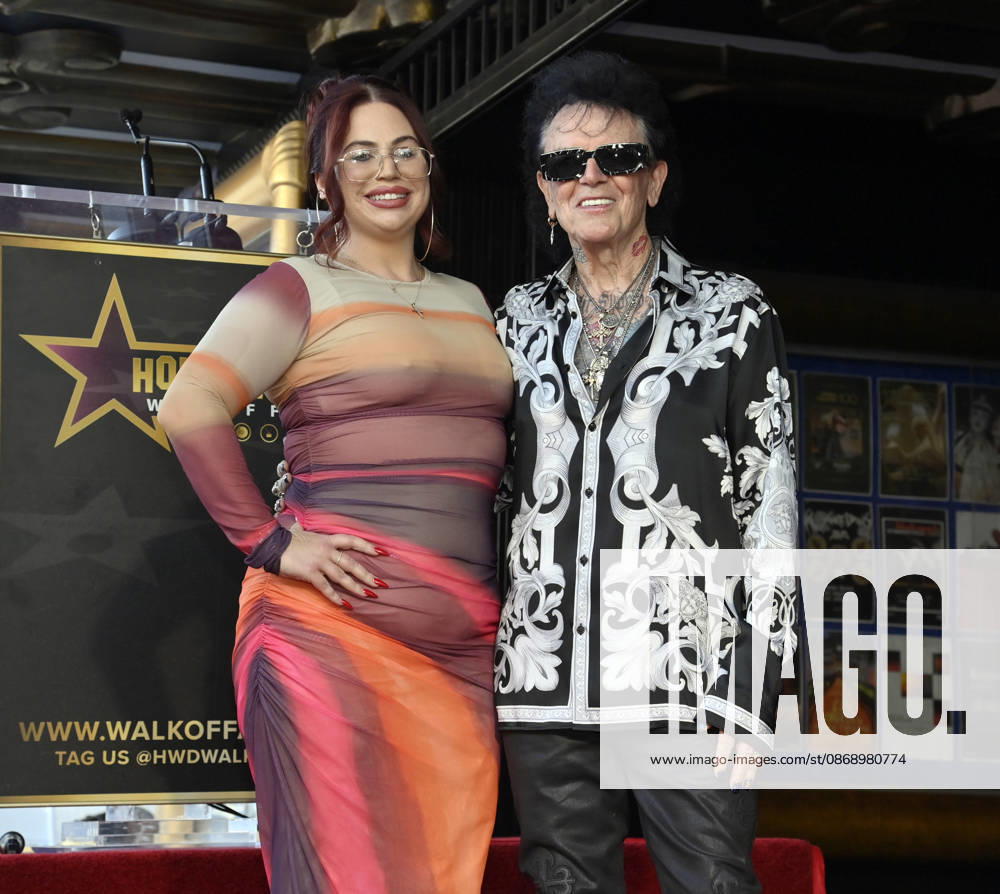 Russell Hitchcock of the rock duo Air Supply is joined by his daughter Lisa Foxx during an unveiling ceremony honoring the duo with the 2,859th star on the Hollywood Walk of Fame in Los Angeles on Thursday October 8, 2026. LAP2026100824 JIMxRUYMEN