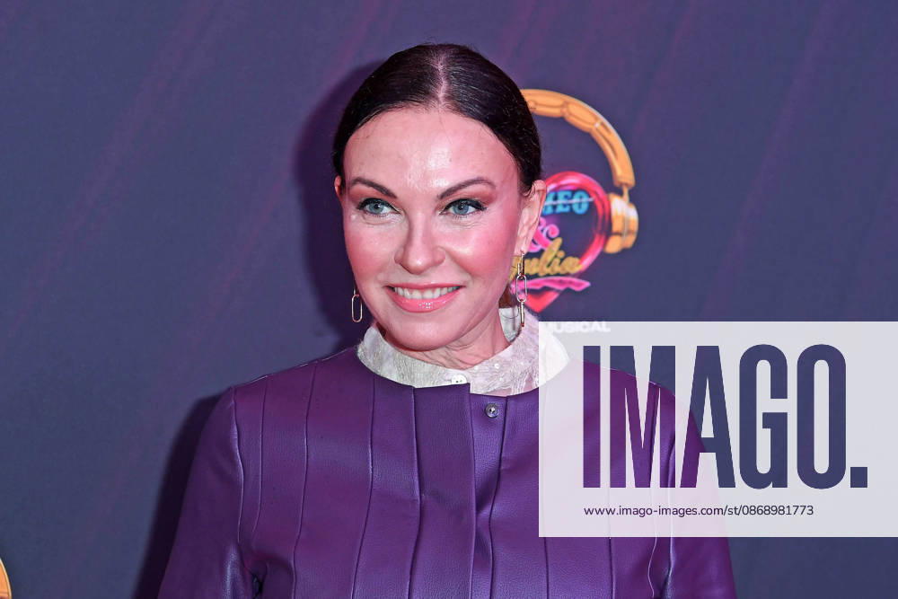 DJane Alegra Cole at the JULIA MUSICAL PREMIERE at the Stage Palladium Theater in Stuttgart on October 8, 2026