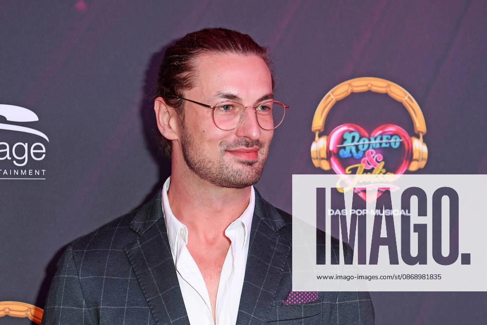 Nicolas Puschmann at the JULIA musical premiere at the Stage Palladium Theater in Stuttgart on October 8, 2026