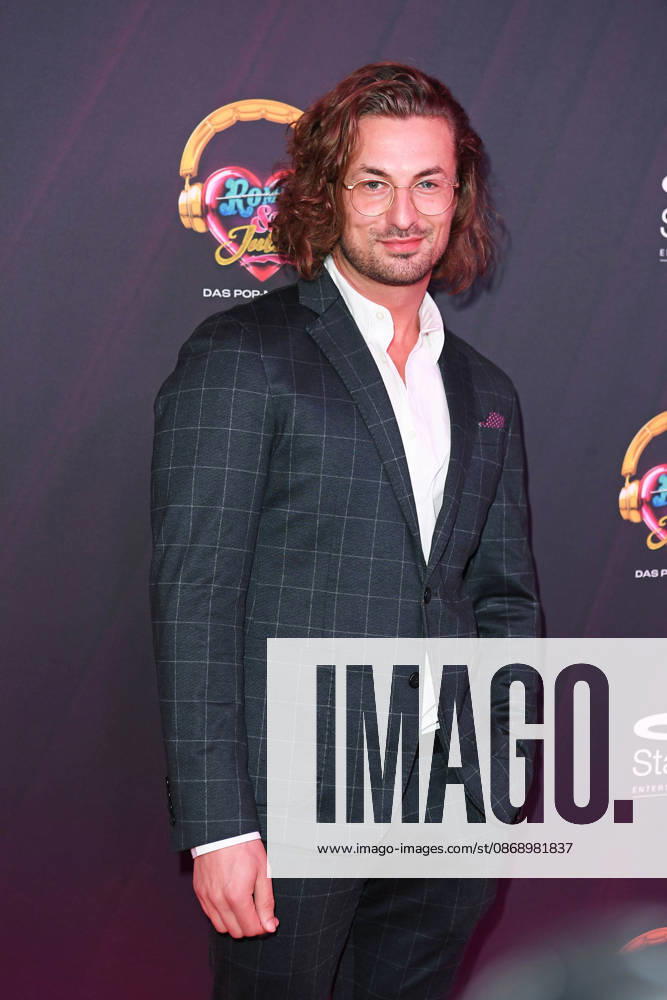 Nicolas Puschmann at the JULIA musical premiere at the Stage Palladium Theater in Stuttgart on October 8, 2026