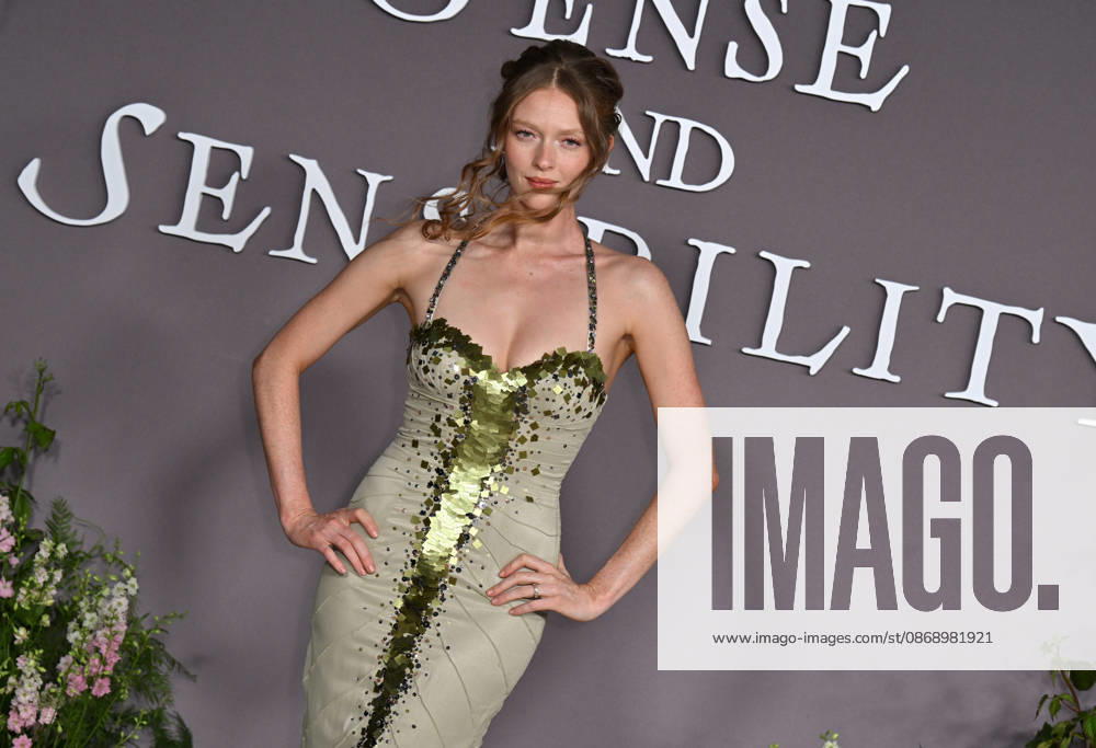 ˜Sense and Sensibility Los Angeles Premiere Larsen Thompson arriving at the Sense and Sensibility Los Angeles premiere held at the United Theatre in Los Angeles, Ca. on October 7, 2026. Los Angeles United Theatre California USA