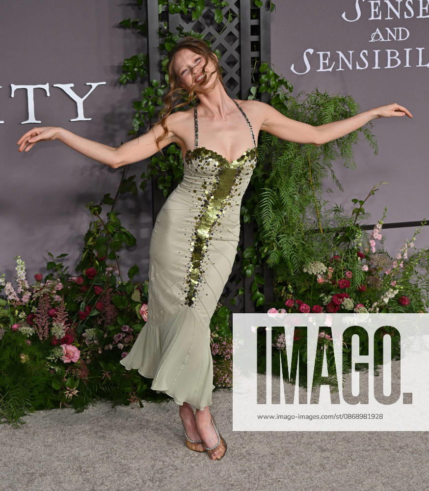 ˜Sense and Sensibility Los Angeles Premiere Larsen Thompson arriving at the Sense and Sensibility Los Angeles premiere held at the United Theatre in Los Angeles, Ca. on October 7, 2026. Los Angeles United Theatre California USA