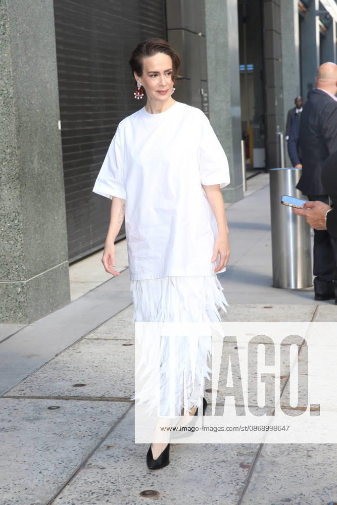 SARAH PAULSON arrives at ABC Studios New York USA - ZUMAh16_ 20261008_zaf_h16_053