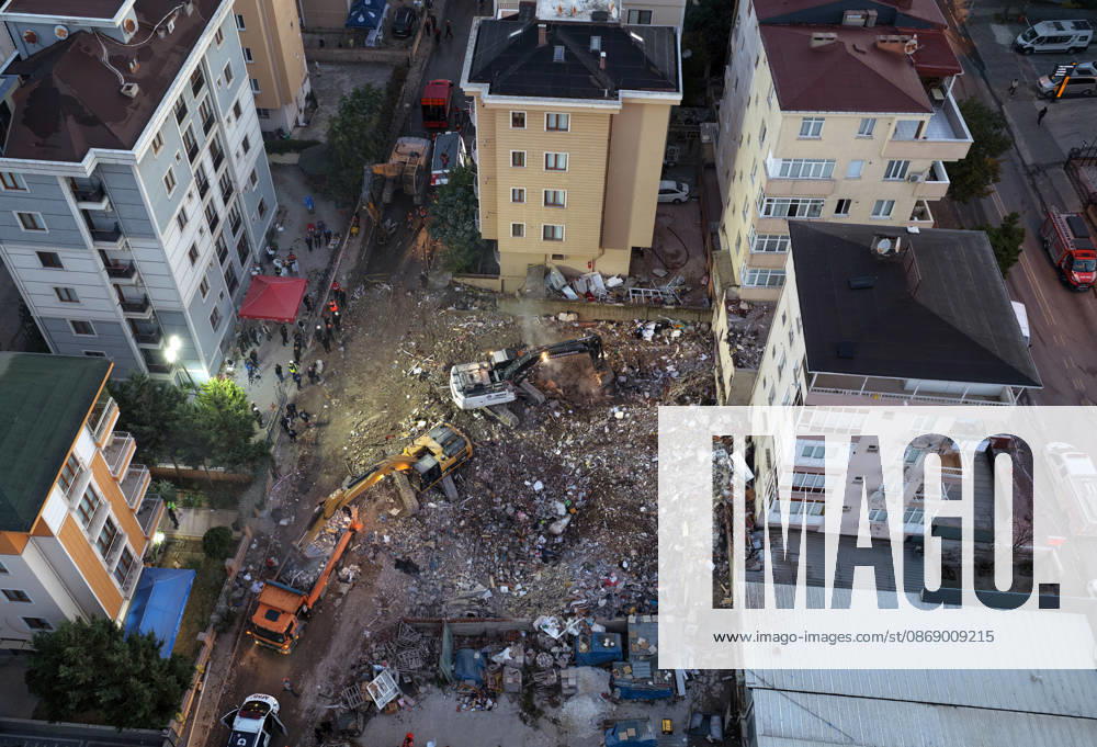 Search and rescue efforts completed in partially collapsed building in Istanbul ISTANBUL, TURKIYE - OCTOBER 9: An aerial view of the area as search and rescue efforts are completed at the site of a seven-story building that partially collapsed in the Maltepe district of Istanbul, Turkiye, on October 09, 2026. Murat Sengul Anadolu Istanbul Turkey. Editorial use only. Please get in touch for any other usage.