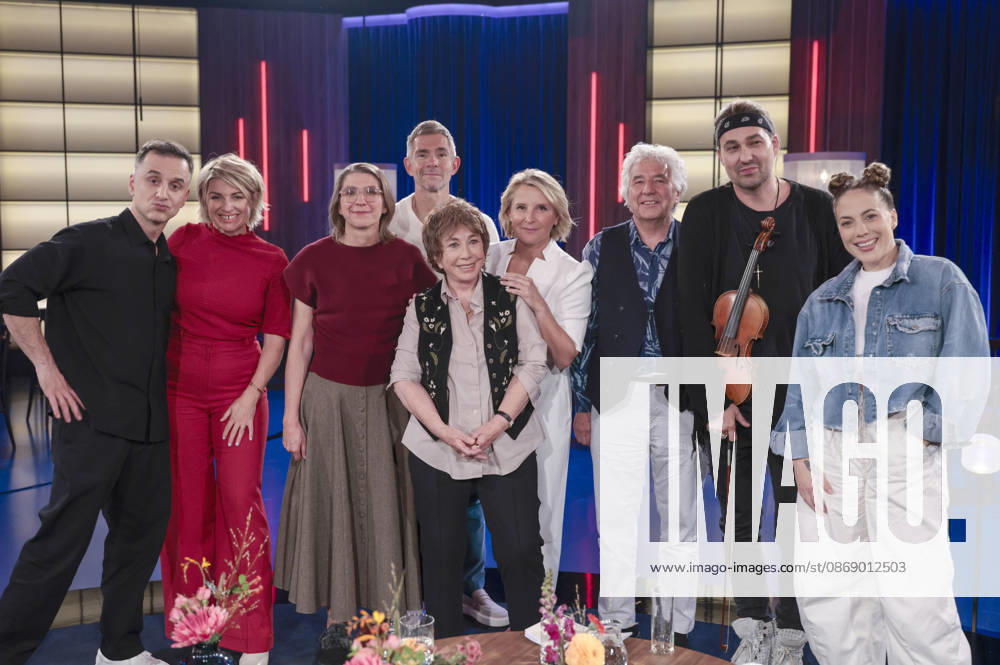 Özcan Cosar, Sabine Heinrich, Ronja Schnabel, Micky Beisenherz, Elfie Donnelly, Susan Link, Ronald Schnabel, David Garrett, and LaFee during the taping of the WDR talk show Kölner Treff at WDR Studio BS 3 in Cologne, October 8, 2026 Foto:xR.xSchmiegeltx xFuturexImagex koelner_treff0810_6002