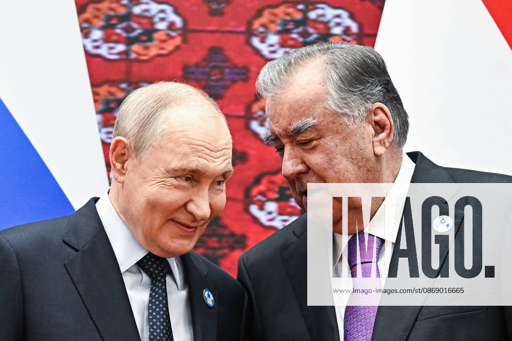 TURKMENISTAN, BALKAN PROVINCE - OCTOBER 9, 2026: Vladimir Putin (L), President of Russia, and his counterpart Emomali Rahmon of Tajikistan during a photo op for participants ahead of a meeting of the CIS Council of Heads of State in Turkmenbasy Turkmenistan - ZUMAt113 20261009_zaa_t113_007
