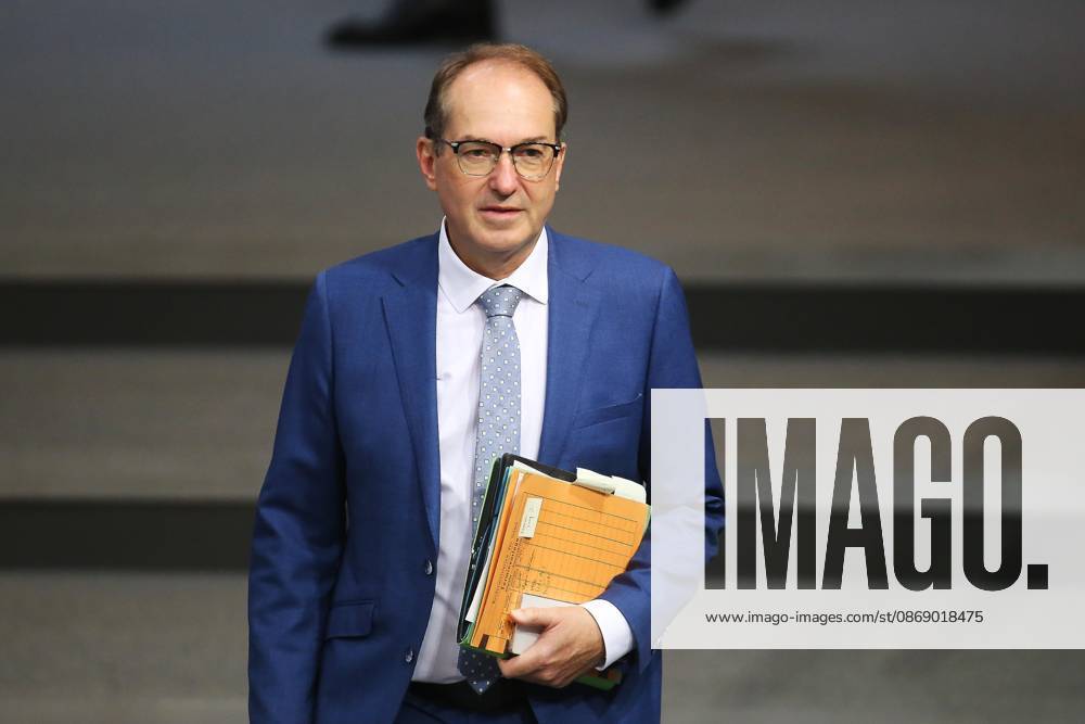 German Bundestag 100th Session of the Bundestag Federal Minister of the Interior Alexander Dobrindt (CSU)
