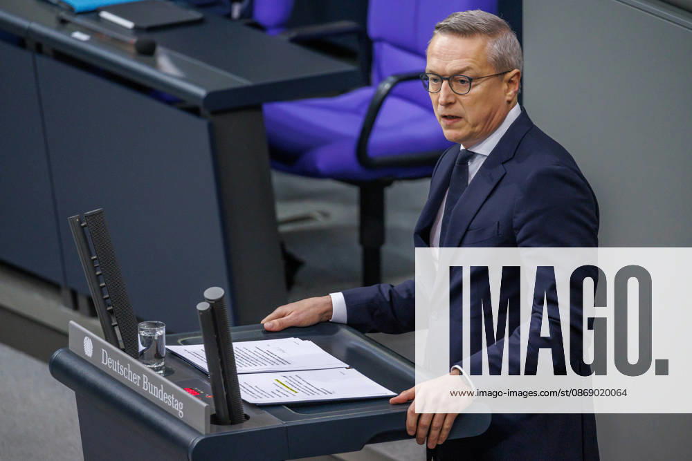Bundestag: Karsten Wildberger (CDU), Federal Minister for Digital Affairs and State Modernization, at the German Bundestag on October 9, 2026, in Berlin, Berlin, Berlin, Germany, Bundestag