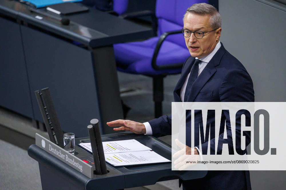 Bundestag: Karsten Wildberger (CDU), Federal Minister for Digital Affairs and State Modernization, at the German Bundestag on October 9, 2026, in Berlin, Berlin, Berlin, Germany, Bundestag