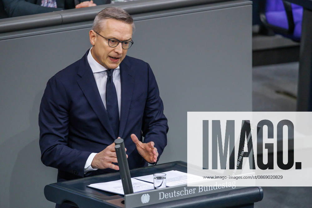 Bundestag: Karsten Wildberger (CDU), Federal Minister for Digital Affairs and State Modernization, at the German Bundestag on October 9, 2026, in Berlin, Berlin, Berlin, Germany, Bundestag