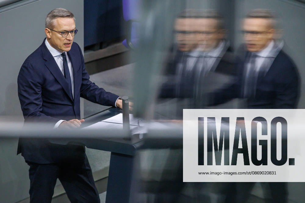 Bundestag: Karsten Wildberger (CDU), Federal Minister for Digital Affairs and State Modernization, at the German Bundestag on October 9, 2026, in Berlin, Berlin, Berlin, Germany, Bundestag