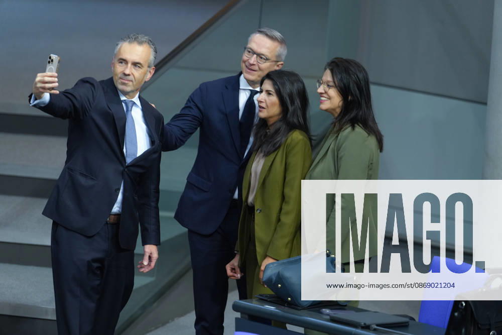 German Bundestag, 100th Plenary Session: Members and State Secretaries of the German Bundestag take a selfie with Minister Dr. Karsten Wildberger, Federal Minister for Digital Affairs and State Modernization, during the 100th plenary session of the German Bundestag, Berlin, October 9, 2026, Berlin, Germany