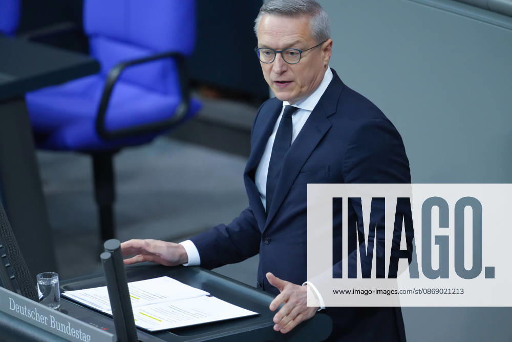 German Bundestag, 100th Plenary Session: A portrait of Dr. Karsten Wildberger, Federal Minister for Digitalization and State Modernization, during his speech on the amendment to the Telecommunications Act at the 100th session of the German Bundestag in Berlin, October 9, 2026, Berlin, Berlin, Germany