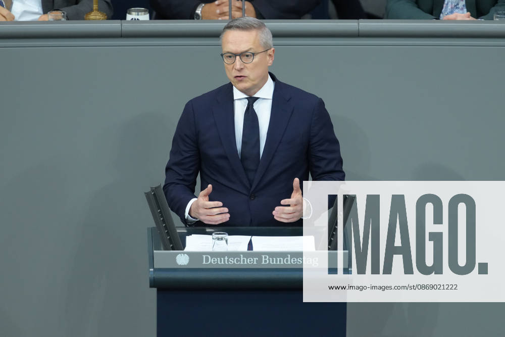 German Bundestag, 100th Plenary Session: Dr. Karsten Wildberger, Federal Minister for Digitalization and State Modernization, gesturing during his speech on the amendment to the Telecommunications Act at the 100th session of the German Bundestag in Berlin, October 9, 2026, Berlin, Berlin, Germany