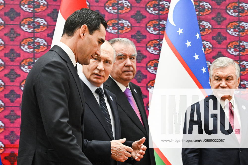 TURKMENISTAN, BALKAN PROVINCE - OCTOBER 9, 2026: Turkmenistan s President Serdar Berdimuhamedow, Russia s President Vladimir Putin, Tajikistan s President Emomali Rahmon, and Uzbekistan s President Shavkat Mirziyoyev (L-R) during a photo op for participants ahead of a meeting of the CIS Council of Heads of State in Turkmenbasy Turkmenistan - ZUMAt113 20261009_zaa_t113_029