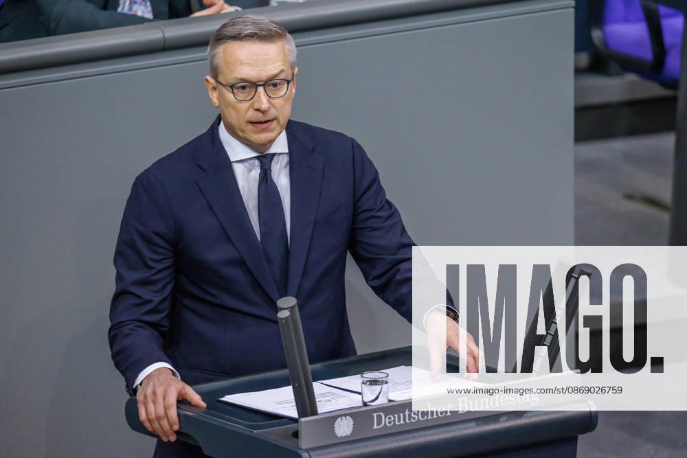 Bundestag: Karsten Wildberger (CDU), Federal Minister for Digital Affairs and State Modernization, at the German Bundestag on October 9, 2026, in Berlin, Berlin, Berlin, Germany, Bundestag