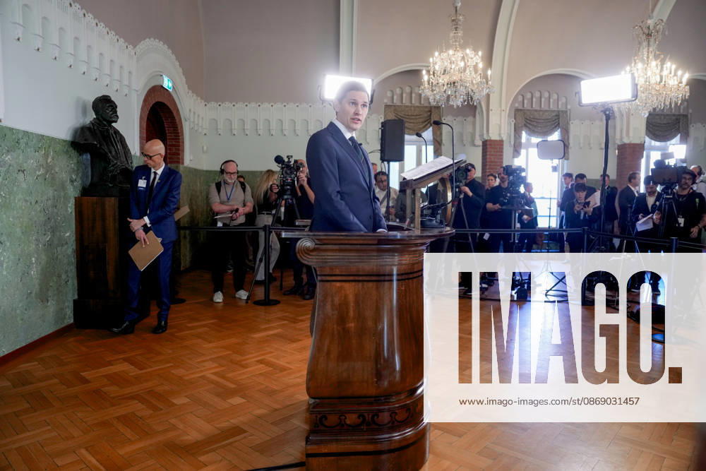 Nobel Peace Prize 2026 Oslo 20261009 The chair of the Nobel Committee, Jorgen Watne Frydnes, announces that Navanethem Navi Pillay has been awarded the 2026 Nobel Peace Prize at the Nobel Institute. Photo: Javad Parsa, NTB, Oslo, Norway. 6gi 4UlIaJs Ref BNC POL6gi 4UlIaJs jpg