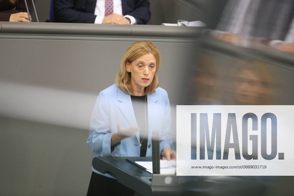 German Bundestag 100th Session of the Bundestag Federal Minister of Education, Family, Senior Citizens, Women, and Youth Karin Prien CDU