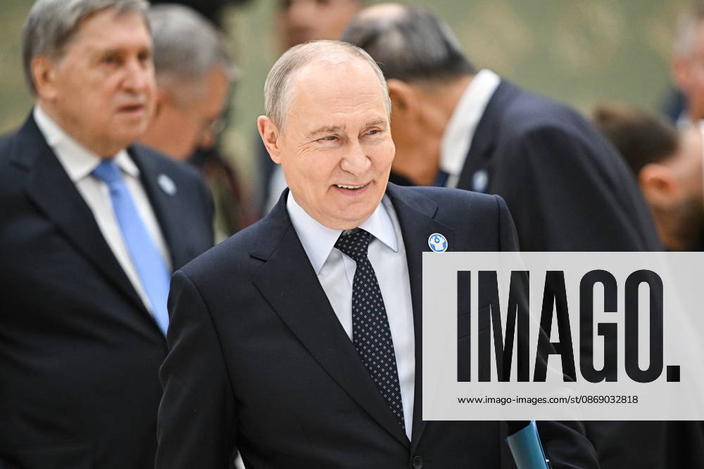 TURKMENISTAN, BALKAN PROVINCE - OCTOBER 9, 2026: Russia s President Vladimir Putin (C) and his adviser Yuri Ushakov attend a narrow-format meeting of the CIS Council of Heads of State in Turkmenbashi Turkmenistan - ZUMAt113 20261009_zaa_t113_152