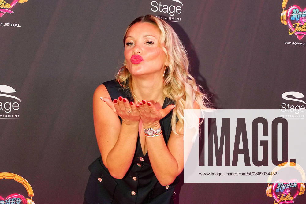 Evelyn Burdecki at the premiere of the musical *JULIA* on October 8, 2026, at the Stage Palladium Theater in Stuttgart. Evelyn Burdecki attends the Stuttgart premiere of the musical *JULIA* at the Stage Palladium Theater on October 8, 2026, in Stuttgart, Germany. The musical *JULIA* celebrates its premiere in Stuttgart.