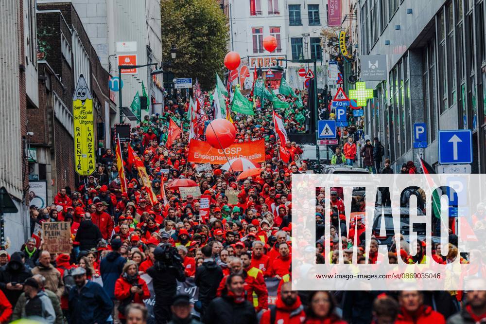 Protesters pictured during a national manifestation against the Federal Government s budgetary measures, under the Keep your hands out of our pockets! (Blijf uit onze zakken! - Pas dans nos poches) moniker, organised by the trade unions on Friday 9 October 2026 in Brussels. EMILExWINDAL 189235783