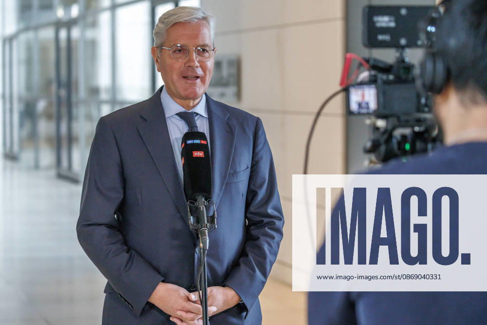 Norbert Roettgen of the CDU in an interview at the German Bundestag on October 9, 2026, in Berlin, Berlin, Berlin, Germany, Bundestag