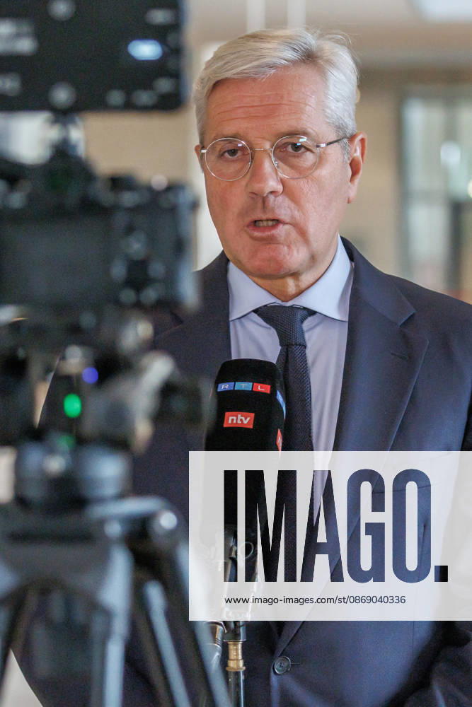 Norbert Roettgen of the CDU in an interview at the German Bundestag on October 9, 2026, in Berlin, Berlin, Berlin, Germany, Bundestag