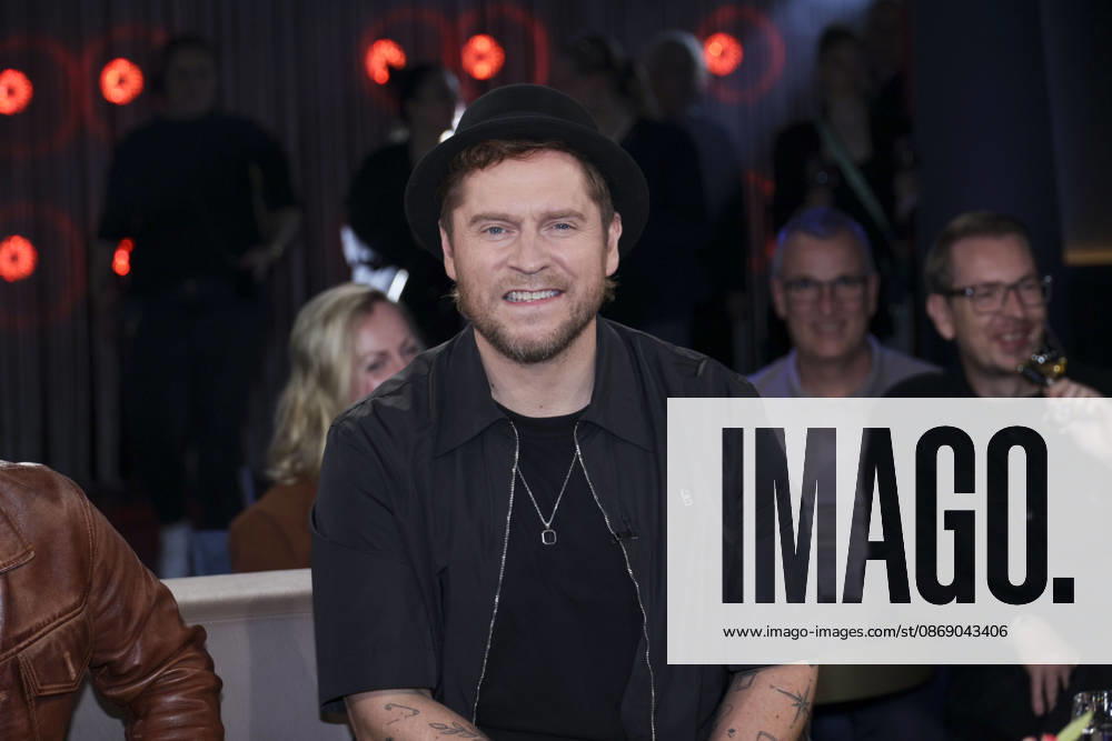 ABB TALK SHOW: Johannes Oerding as a guest on the NDR talk show, broadcast from the NDR 3 studio on Friday, October 9, 2026, in Hamburg, Germany