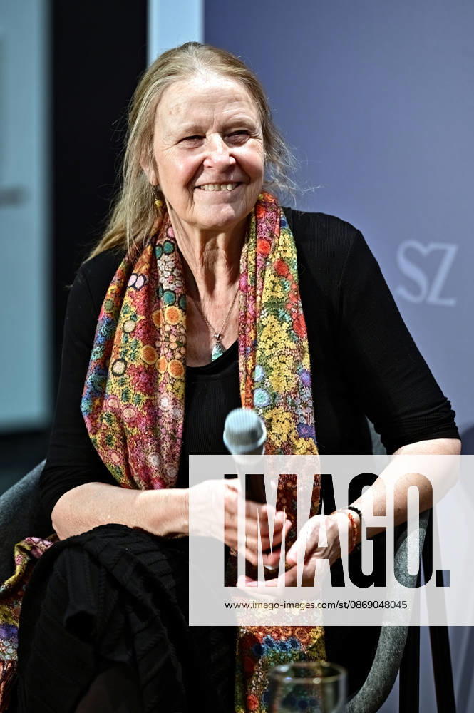 Frankfurt Book Fair 2026: Children s book author Cornelia Funke at the Frankfurt Book Fair on October 9, 2026 20261009MWI153933