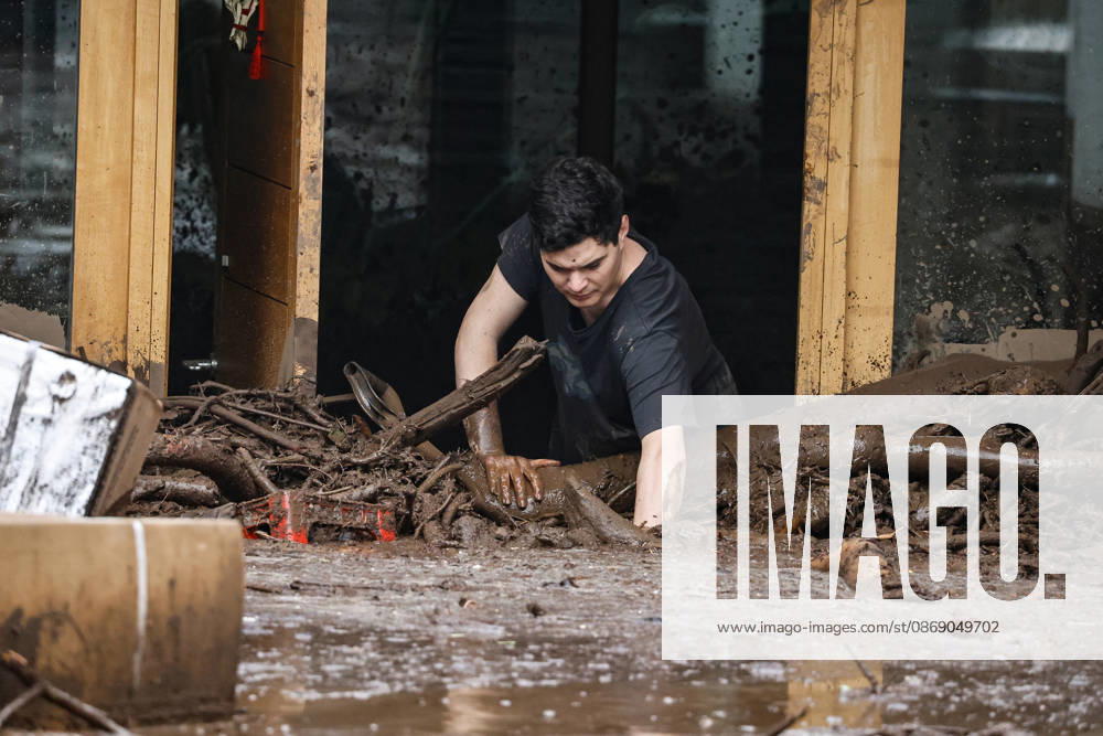 Santiago, October 9, 2026: Consequences of a mudslide that affected the area from San Carlos de Apoquindo to Los Dominicos in the Las Condes district, causing widespread damage and sweeping away vehicles and people. Diego Martin Aton, Chile, Aton 1198108 jpeg