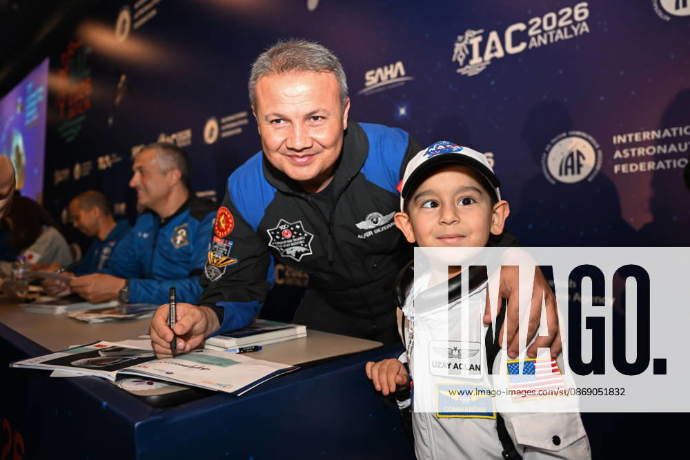 Astronauts meet visitors at autograph session during International Astronautical Congress ANTALYA, TURKIYE - OCTOBER 09: Astronauts from various countries meet visitors during an autograph session on Public Day of the 77th International Astronautical Congress (IAC 2026) at the NEST Congress Center in Antalya, Turkiye, on October 09, 2026. Organized by the International Astronautical Federation (IAF) under the coordination of the Ministry of Industry and Technology and hosted by the Turkish Space Agency (TUA) and SAHA Istanbul, the congress opens its doors to the public on its final day. Muhammed Abdullah Kurtar Anadolu Antalya Turkey. Editorial use only. Please get in touch for any other usage.
