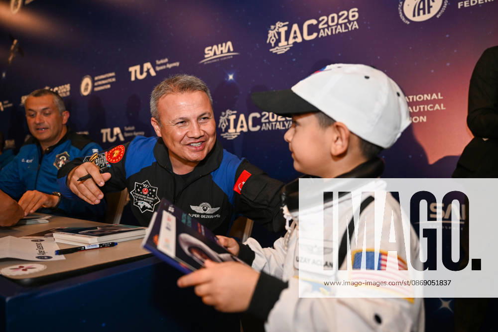 Astronauts meet visitors at autograph session during International Astronautical Congress ANTALYA, TURKIYE - OCTOBER 09: Astronauts from various countries meet visitors during an autograph session on Public Day of the 77th International Astronautical Congress (IAC 2026) at the NEST Congress Center in Antalya, Turkiye, on October 09, 2026. Organized by the International Astronautical Federation (IAF) under the coordination of the Ministry of Industry and Technology and hosted by the Turkish Space Agency (TUA) and SAHA Istanbul, the congress opens its doors to the public on its final day. Muhammed Abdullah Kurtar Anadolu Antalya Turkey. Editorial use only. Please get in touch for any other usage.