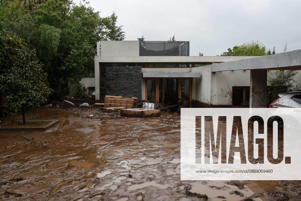 Santiago, October 9, 2026: Consequences of a mudslide that affected the area from San Carlos de Apoquindo to Los Dominicos in the Las Condes district, causing widespread damage and sweeping away vehicles and people. Diego Martin Aton, Chile, Aton 1198140 jpeg