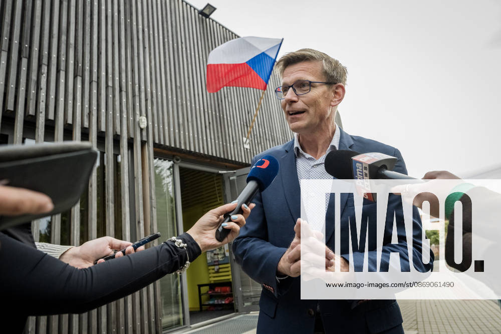 The two-day elections to municipal assemblies started in the Czech Republic together with the first round of the elections to one-third of the Senate, on October 9, 2026. On the photo ODS Chairman Martin Kupka speaks with reporters after casting his vote in the municipal elections in polling station in Libeznice. (CTKxPhoto VitxSimanek) CTKPhotoP2026100906698 CTKPhotoP2026100906698