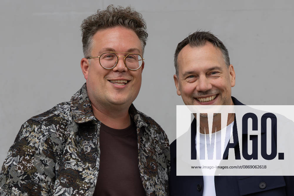 Frankfurt Book Fair 2026: Thomas Sachsenmaier (left) receives the Julius Campe Prize, awarded by HOFFMANN UND CAMPE Verlag; on the right, Sebastian Fitzek delivers the laudatory speech; Frankfurt am Main, Hesse, Germany; Exhibition Center