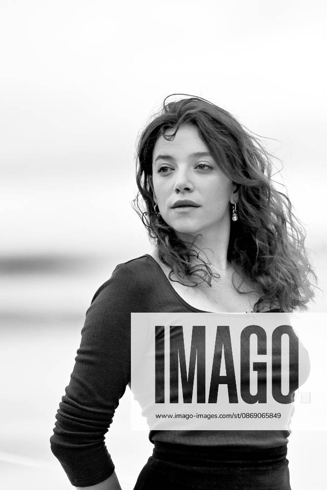 37th Dinard British Irish Film Festival Day 3 FC Jury members Zoe Adjani attends the Jury Photocall during the 37th Dinard British Irish Film Festival on October 9, 2026 in Dinard, France.Photo by Franck Castel ABACAPRESS.COM Dinard