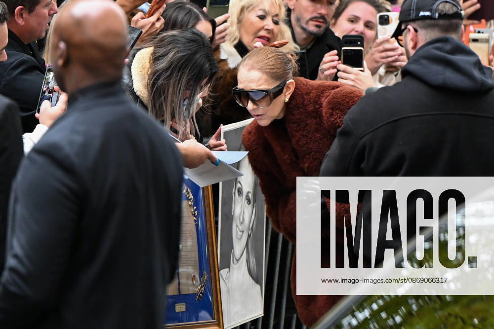 Céline Dion spent some time with her fans at the Royal Monceau Hotel in Paris, France, before heading to the event venue. Céline Dion spends time with fans before going to the venue, the Royal Monceau Hotel in Paris, France 460344 2026 10 09 PARIS France